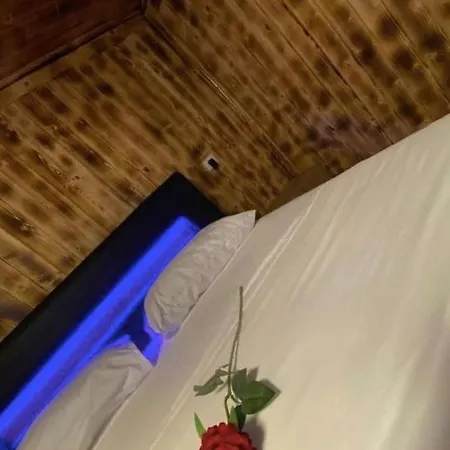Apartman Bujtina Kukaj Kukaj Valbona