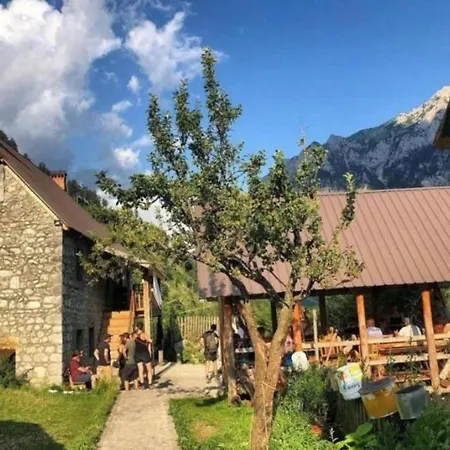 Bujtina Kukaj Kukaj * Valbone