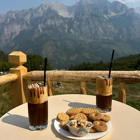 Bujtina Kukaj Kukaj Apartman *