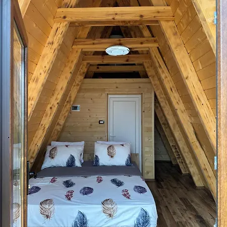 Apartman Bujtina Kukaj Kukaj *